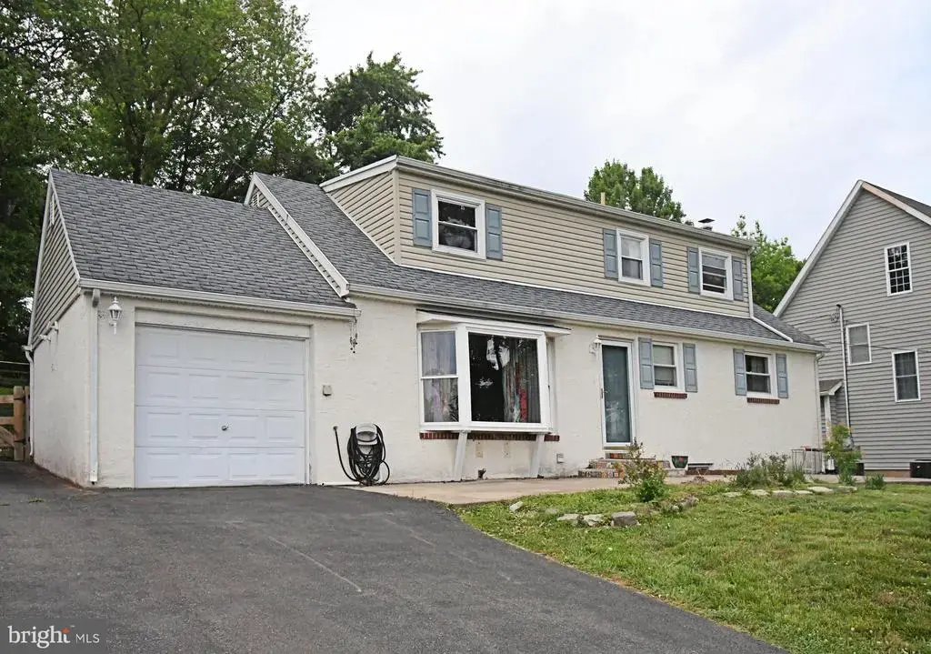 87 Hellberg Ave, CHALFONT