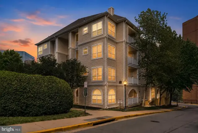 4551 Strutfield Ln #4308, Alexandria