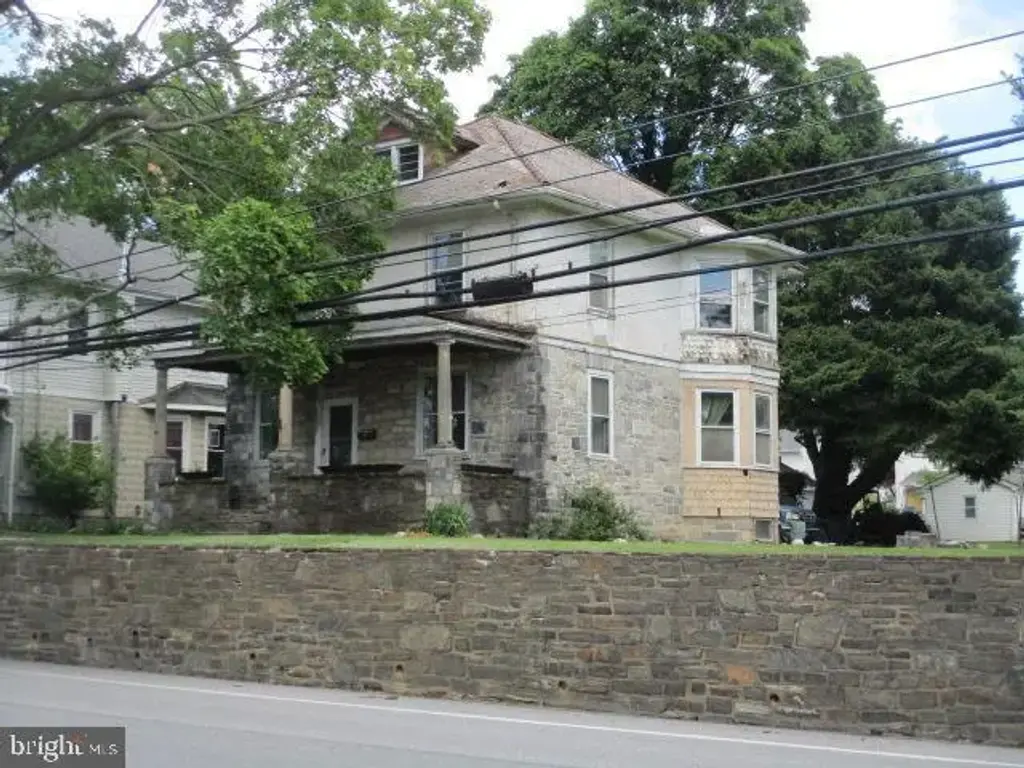 222 E North Ln, CONSHOHOCKEN