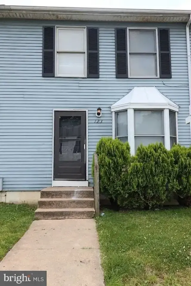 123 Whitburn Pl, Newark