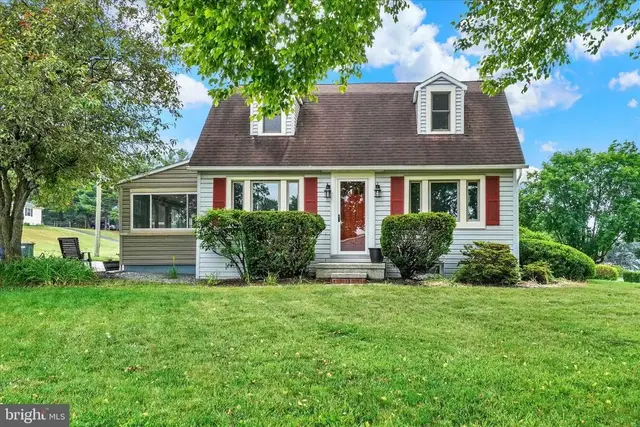 200 Evergreen Ln, York