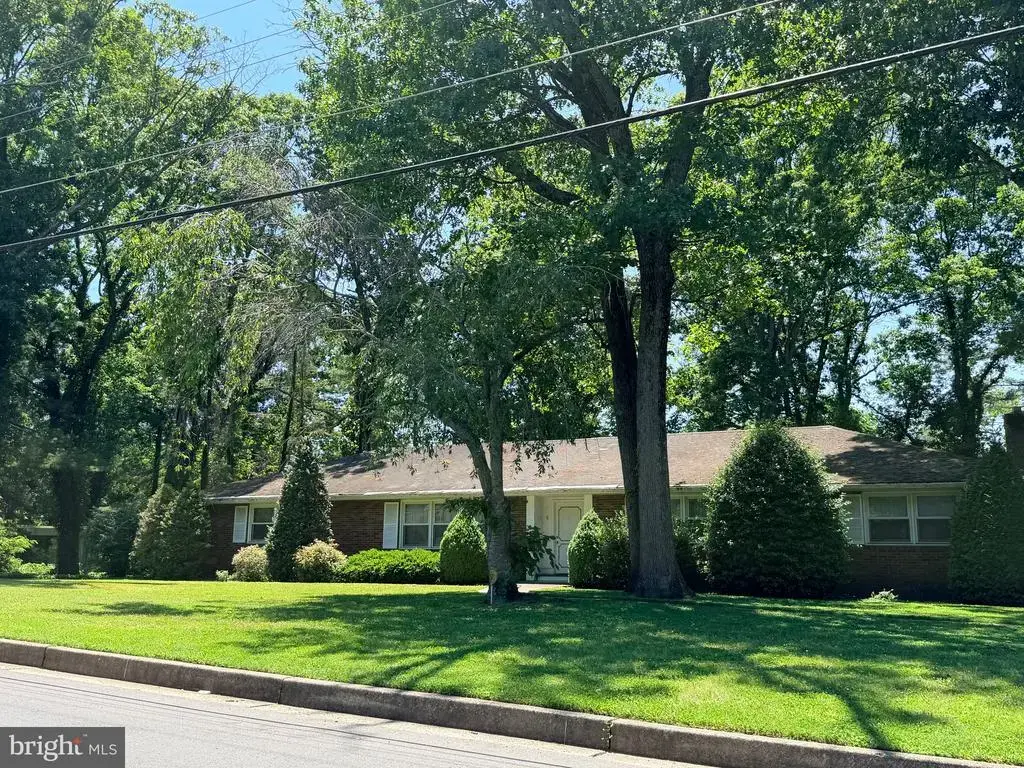 8 Oak Drive, BRIDGETON