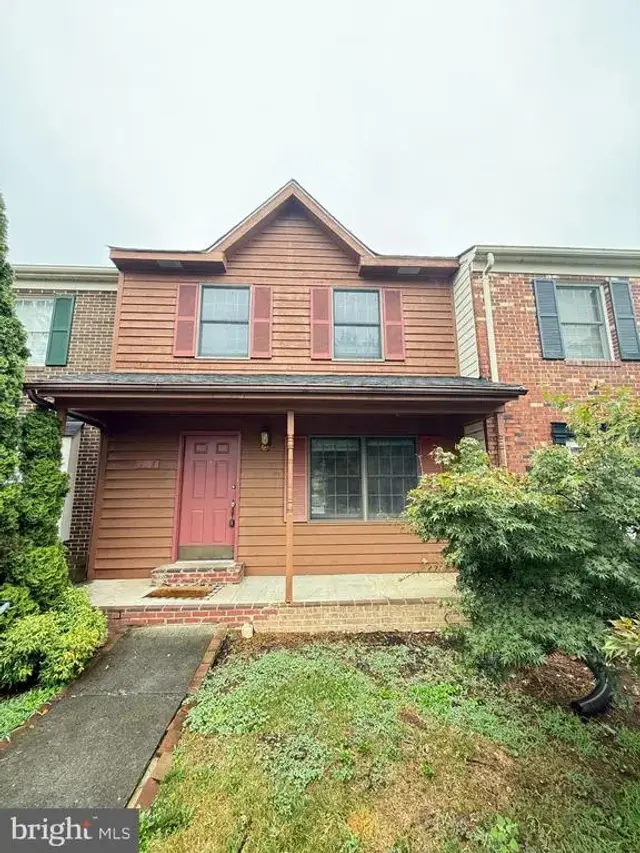 328 Tudor Dr, Winchester