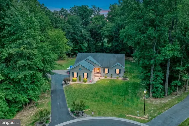 203 E Buck Point Rd, Clayton