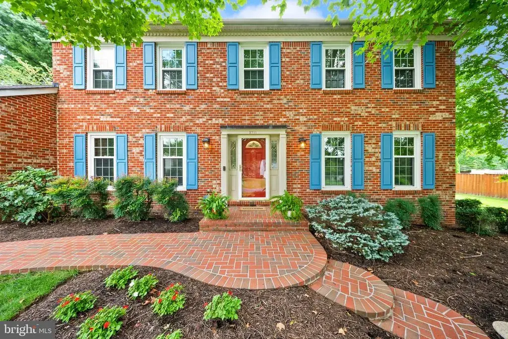 2711 Mustang Dr, HERNDON