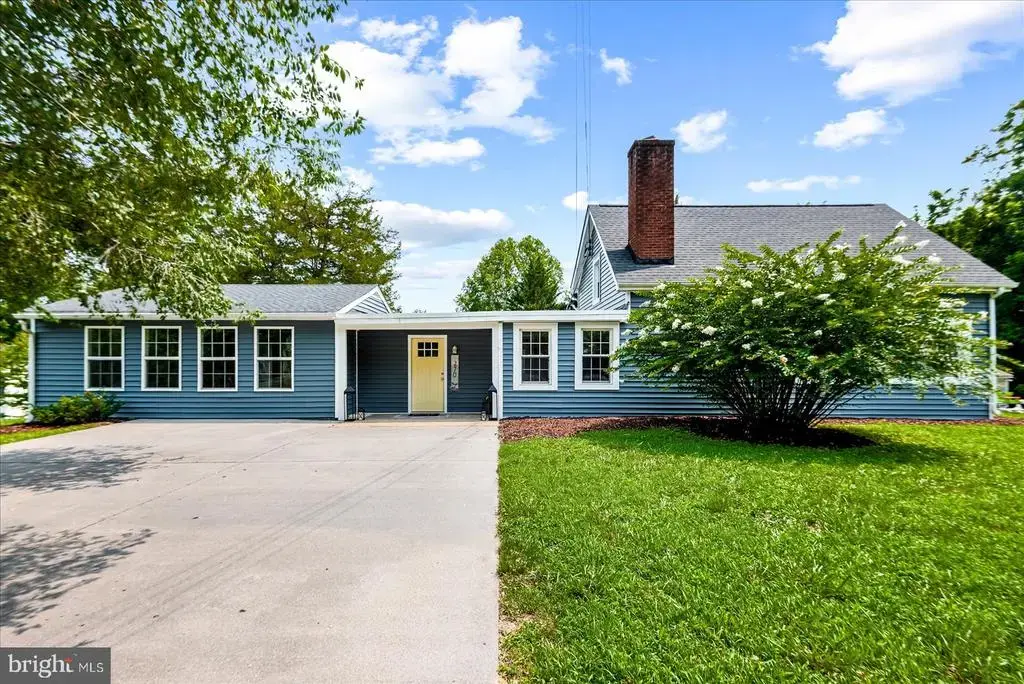 270 Ellis Dr, LOUISA