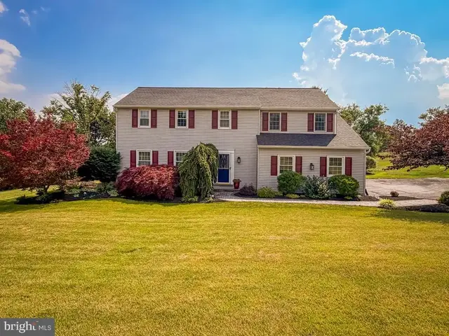766 Eisenhauer Dr, Telford
