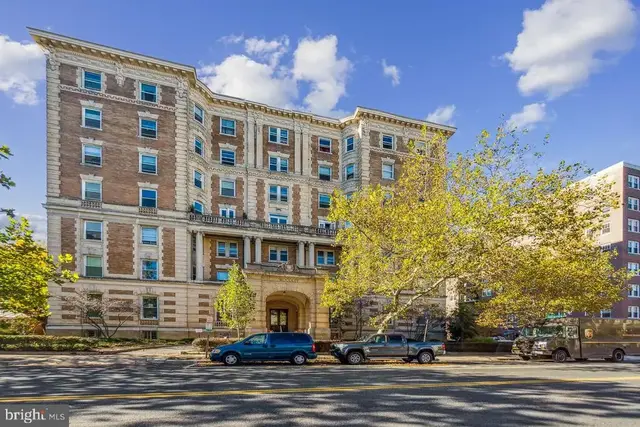 1851 Columbia Rd Nw #400, Washington