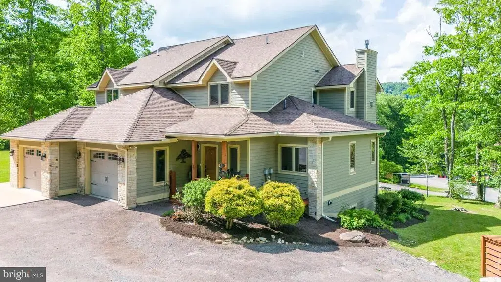 308 Winding Trail Ln #11b, OAKLAND
