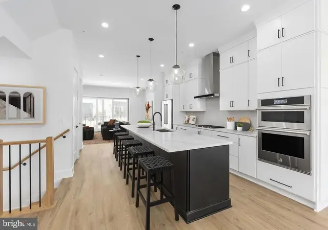 8622 Erdem Pl, Chevy Chase