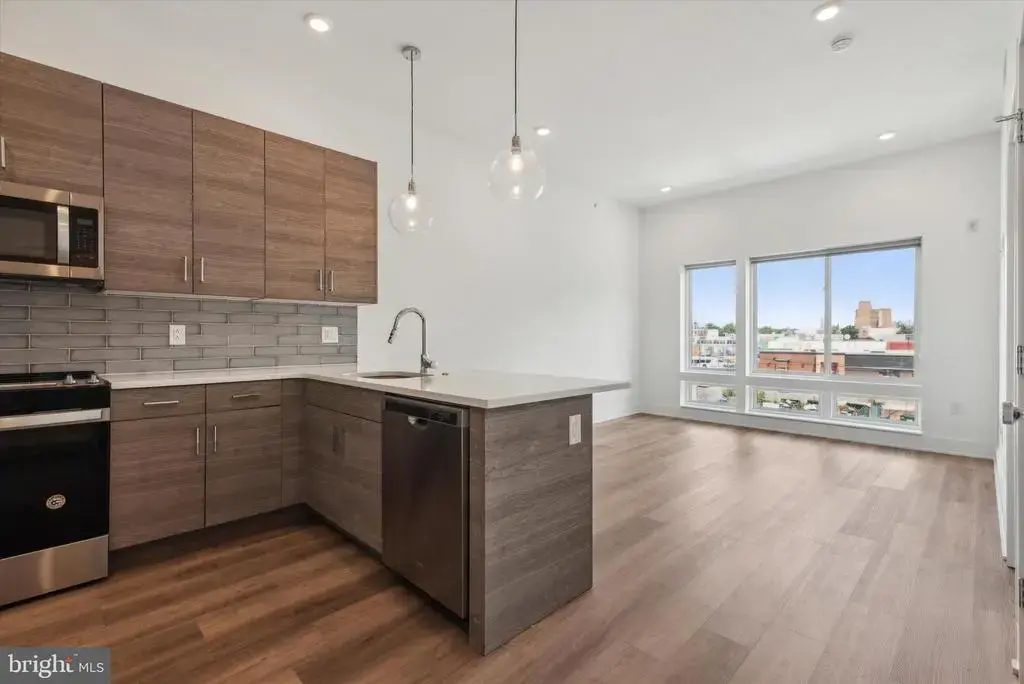 5545 Pulaski Ave #204, PHILADELPHIA