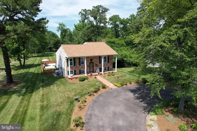 324 South Dr, Severna Park