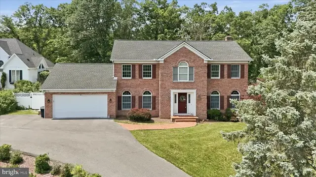325 Francis Ct, Cumberland
