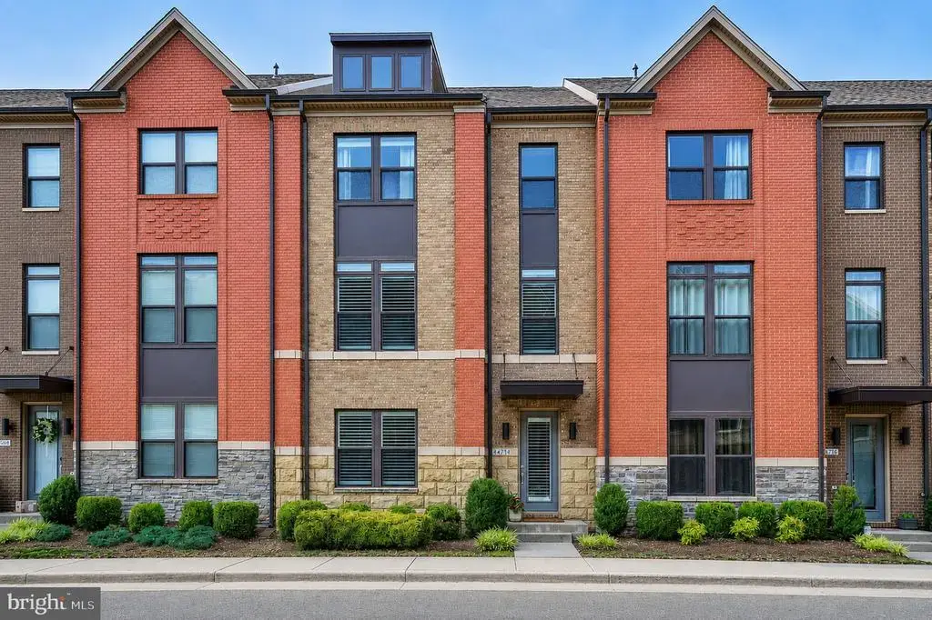 44714 Ellsworth Ter, ASHBURN