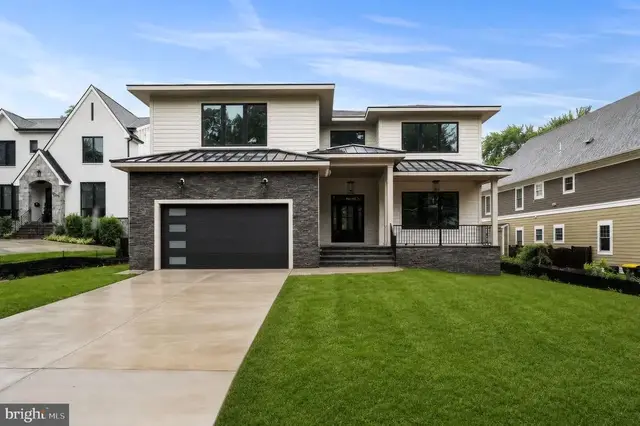 2300 Meridian St, Falls Church