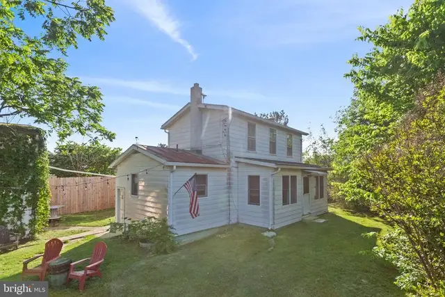 15161 American Legion Dr, Broadway
