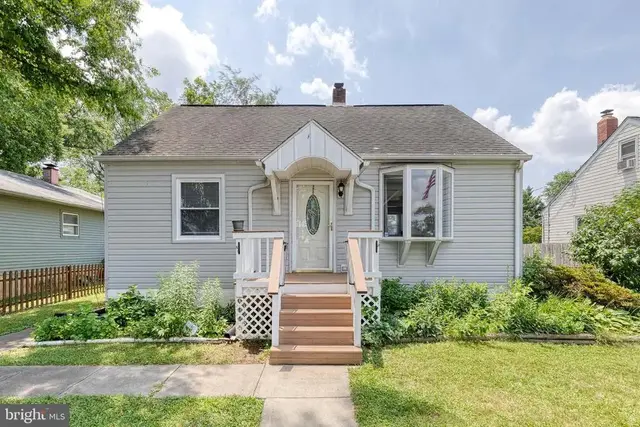 113 W Hilltop Rd, Baltimore