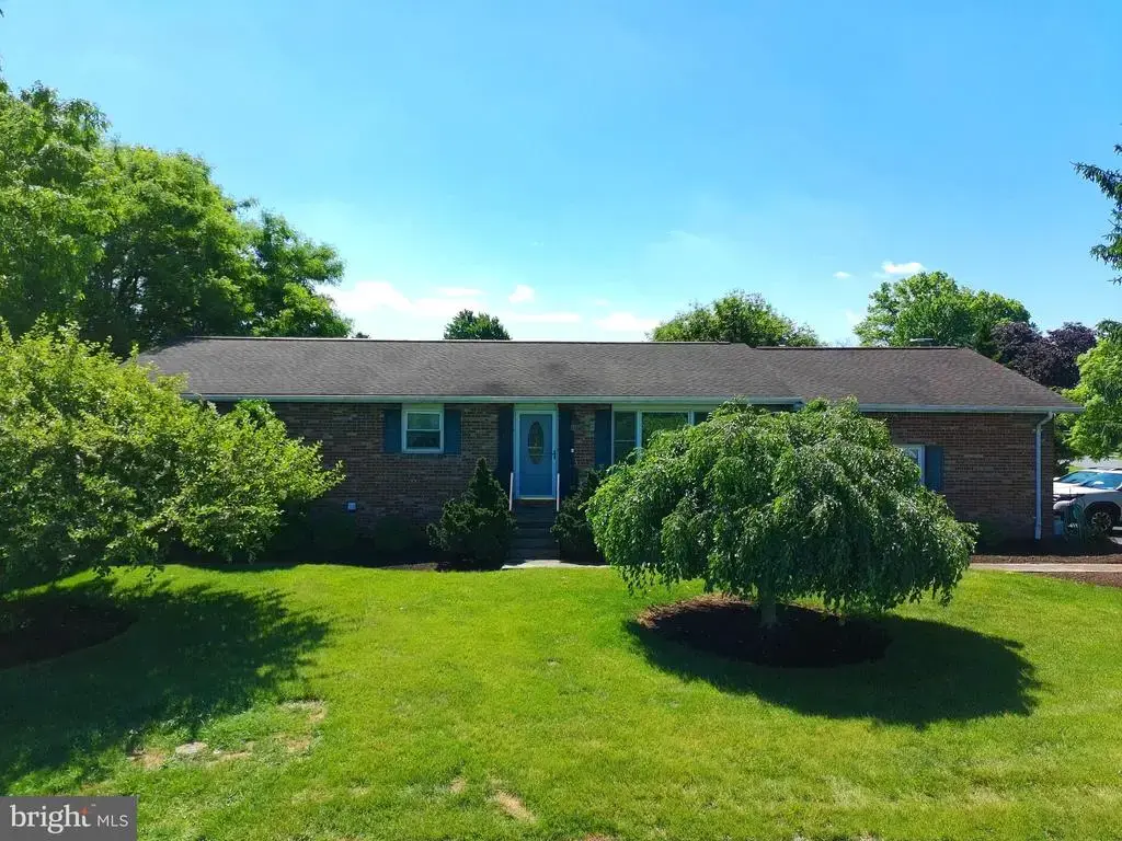 15 Lippizan Drive, CHAMBERSBURG