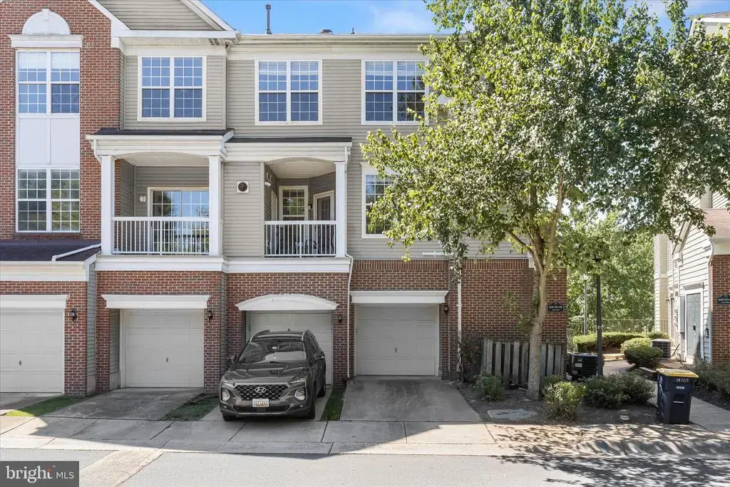14705 Hampshire Hall Ct #203, UPPER MARLBORO