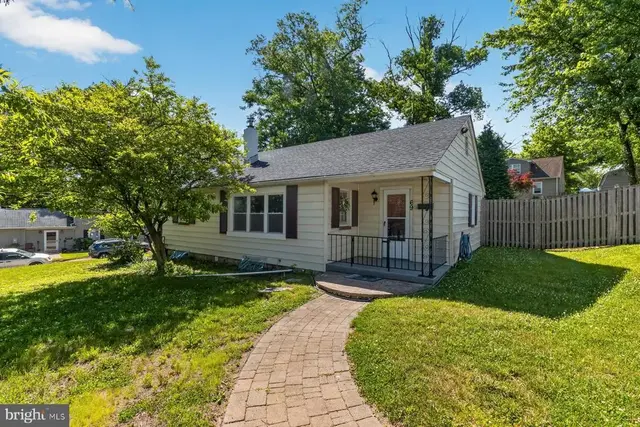 69 Cinder Rd, Lutherville Timonium