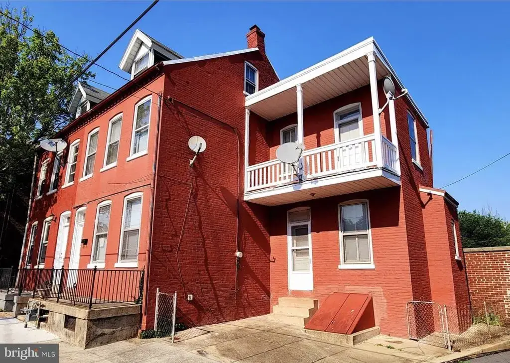 17 Coral St, LANCASTER