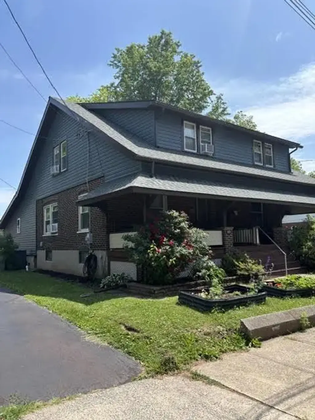 631 Buttonwood, PERKASIE