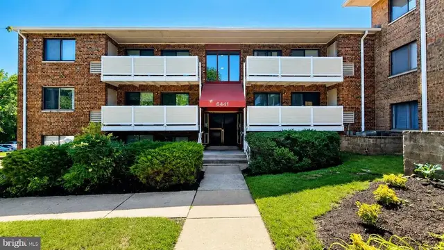 6441 Richmond Hwy #203, Alexandria