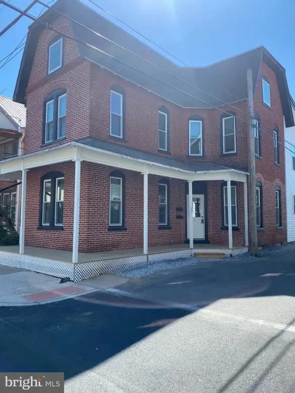 27 W Ferdinand St #1, MANHEIM