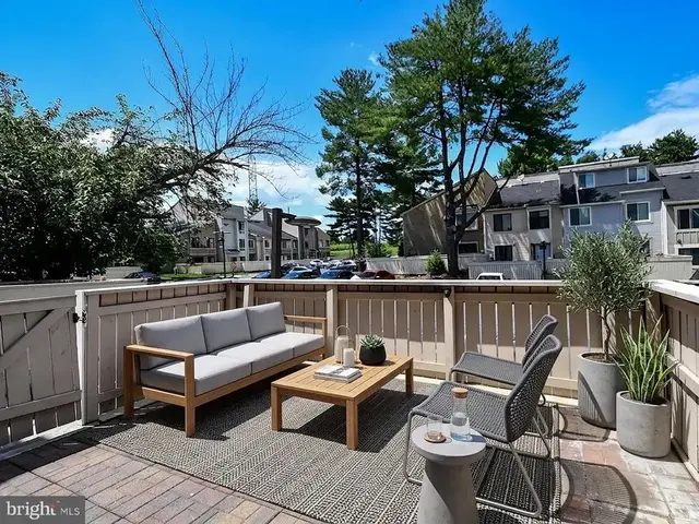 10216 Ridgeline Dr, Montgomery Village