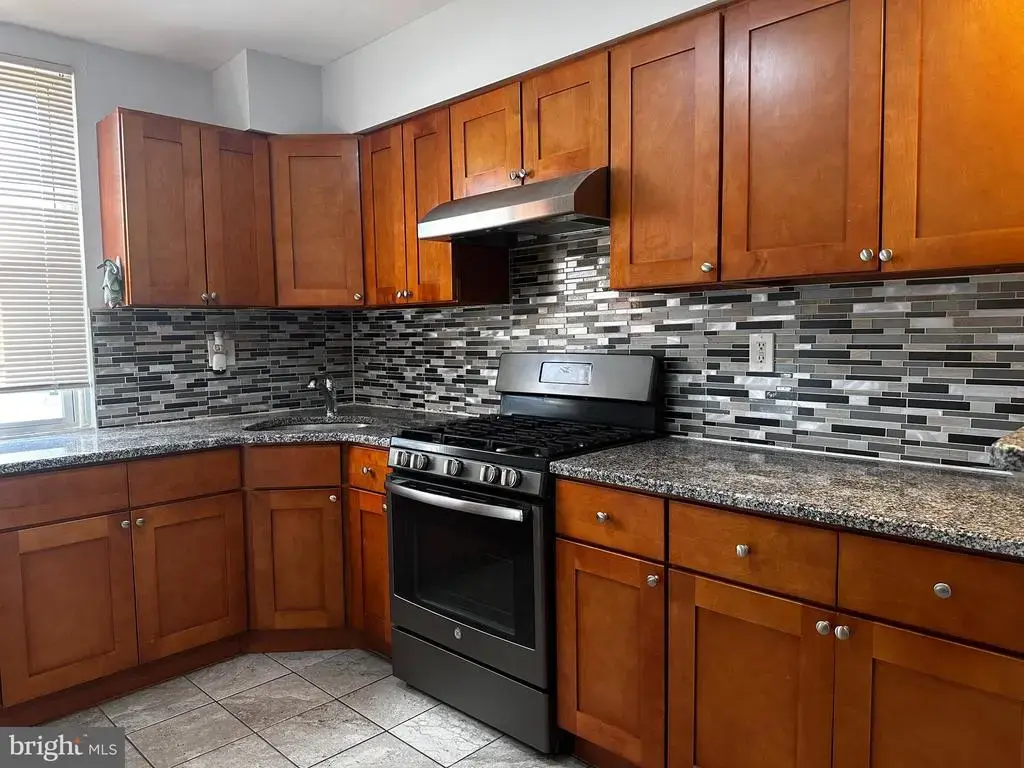 574 E Cheltenham Ave, PHILADELPHIA