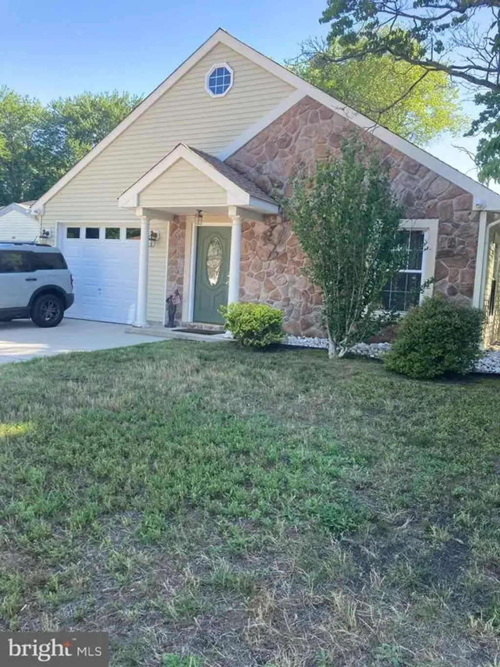 162 Huntington Dr, SOUTHAMPTON TWP