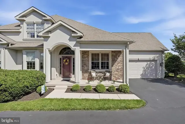 265 Country Club Dr, Telford