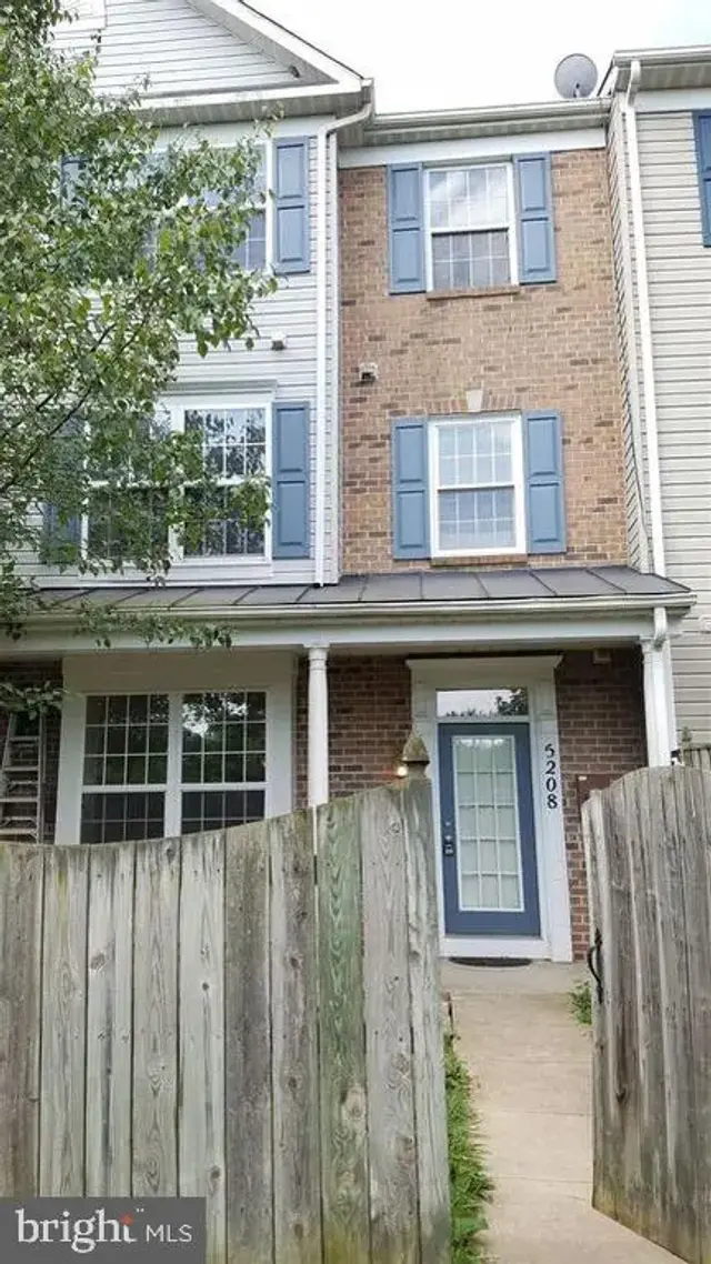 5208 Duke Ct, Frederick