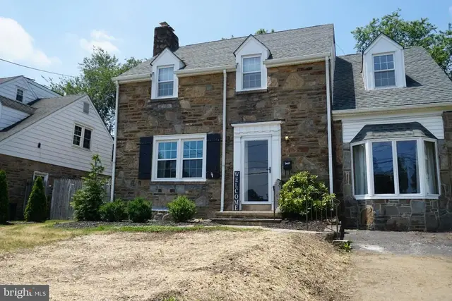 309 Stonehurst Dr, Wilmington