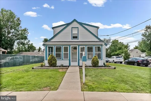 1242 Chestnut St, Marcus Hook