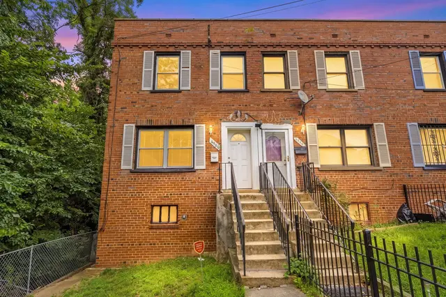 4960 Just St Ne, Washington