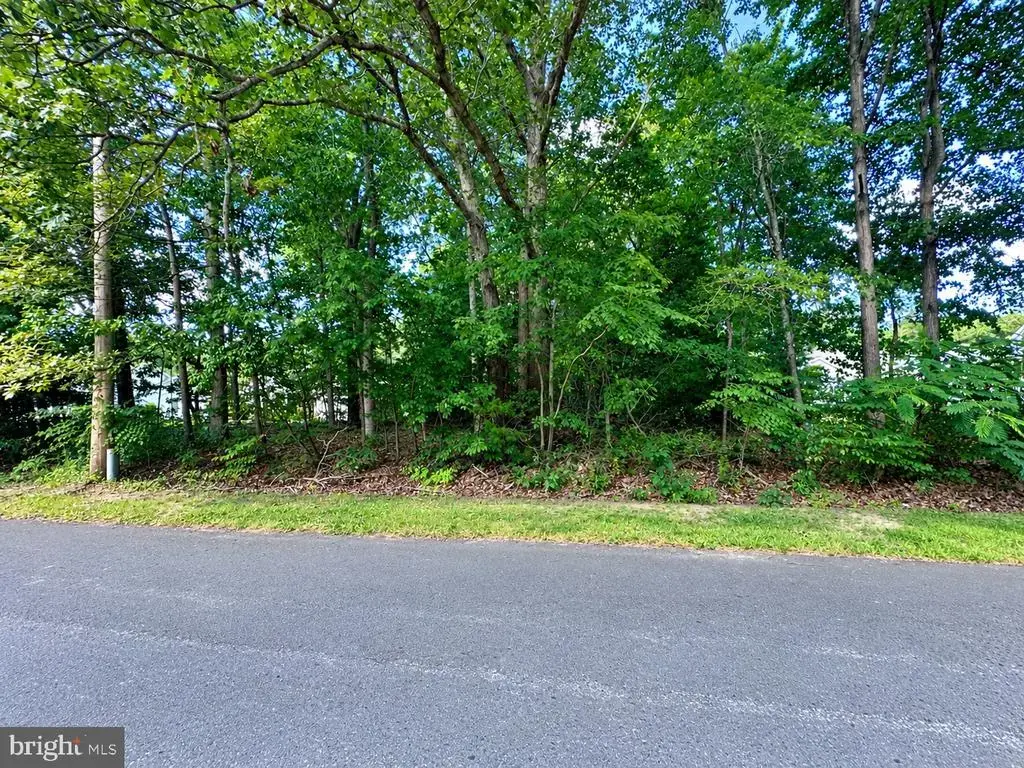 10005 Mason Rd, BERLIN