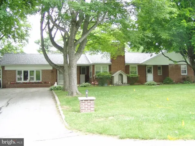 15 Memories Ln, Abbottstown