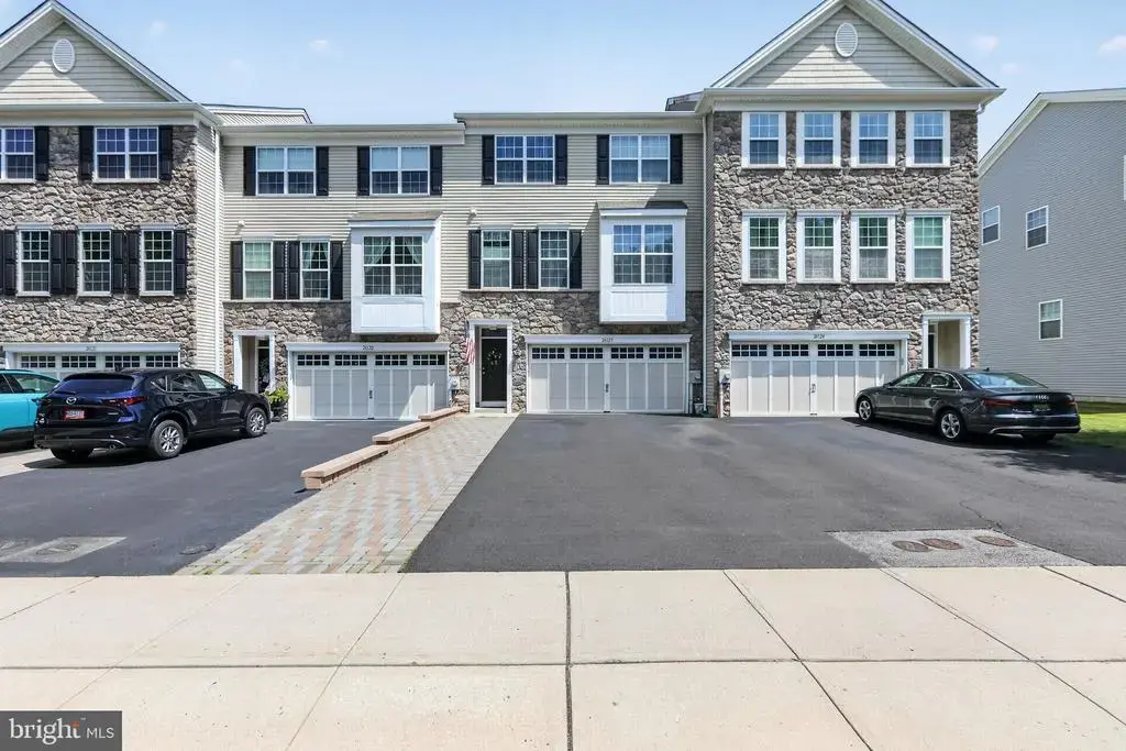 26123 Hickory Ln, LANGHORNE