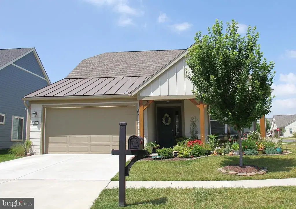 142 Milkweed Dr, LAKE FREDERICK