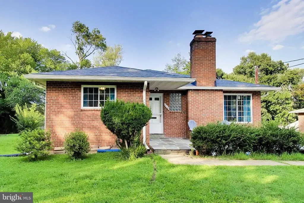 6116 Munson Hill Rd, FALLS CHURCH