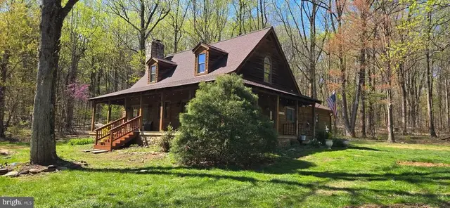 37844 Nicewarner Ln, Lovettsville