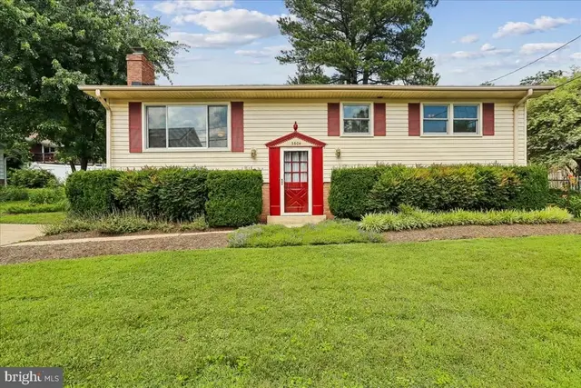 3604 Heritage Ln, Fairfax