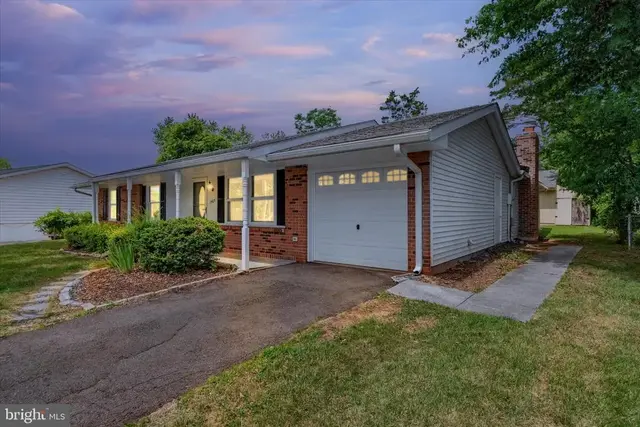 1503 N Amelia St, Sterling