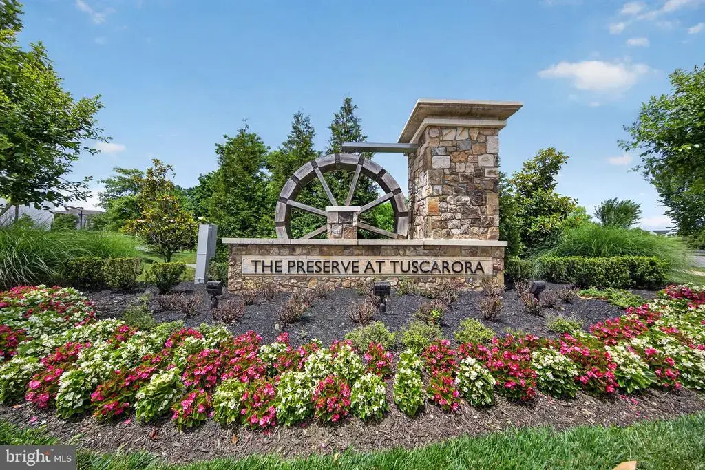 1204 Daphne Way, FREDERICK
