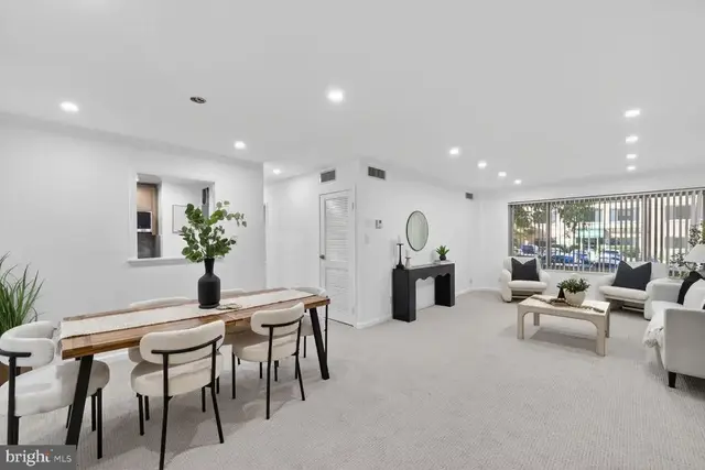 10570 Main St #304, Fairfax