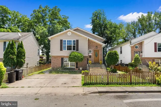 4513 Banner St, Brentwood