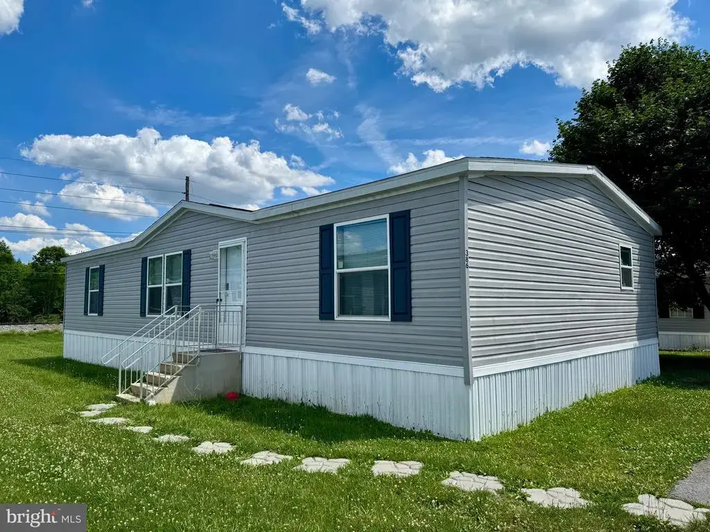386 Royal Crest Dr, MARTINSBURG