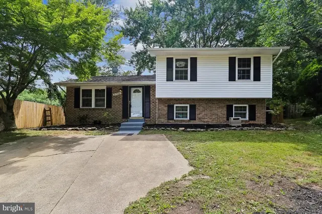 5706 Oak Apple Ct, Burke