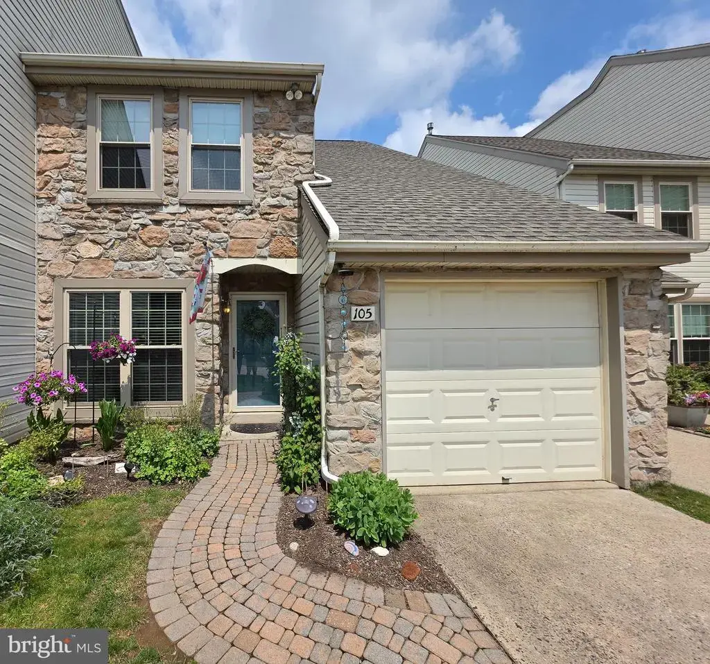 105 Larkspur Ct, CHALFONT